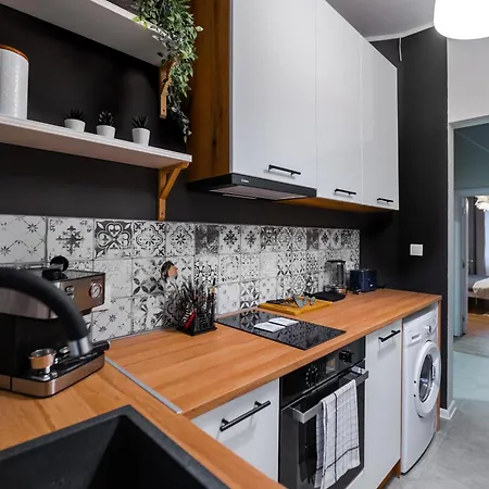 The Tsar Cozy Nest - 2 Bedroom * 索菲亞